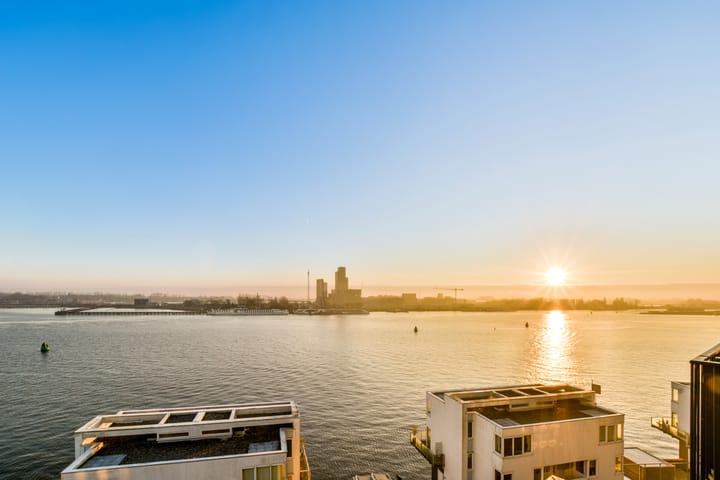 Foto 9 van Venetiëhof 135