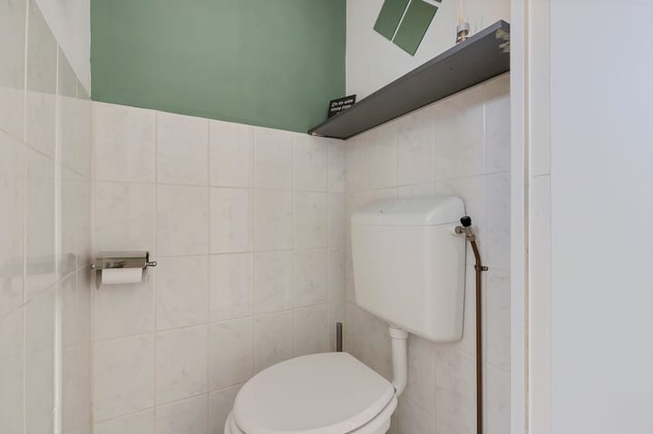 Photo 10 of Molewei 16