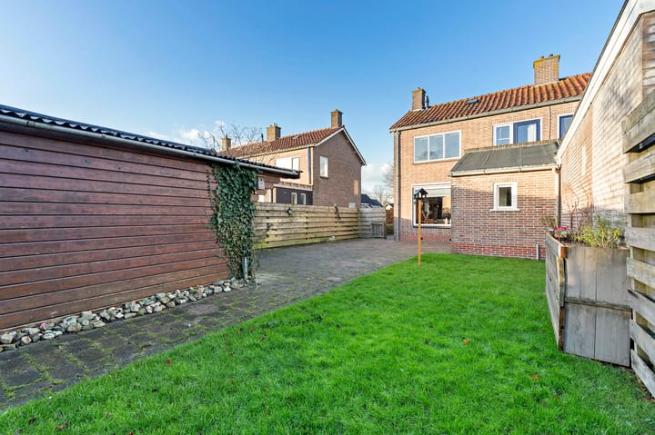 Photo 39 of Molewei 16