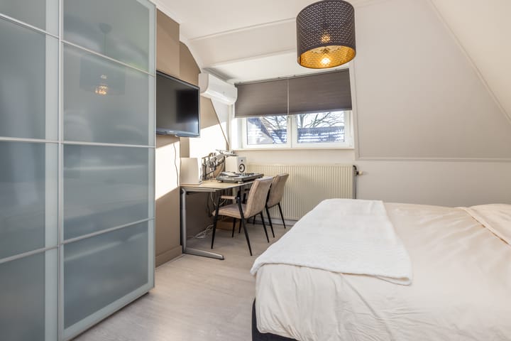 Foto 23 van Kruisbergstraat 73