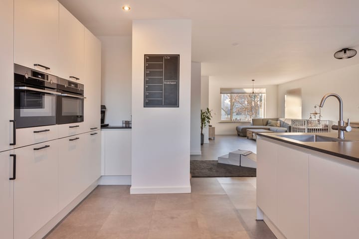 Foto 14 van Stationsweg 123