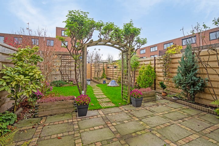 Foto 12 van Pernisstraat 106