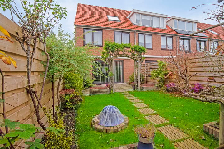 Foto 13 van Pernisstraat 106