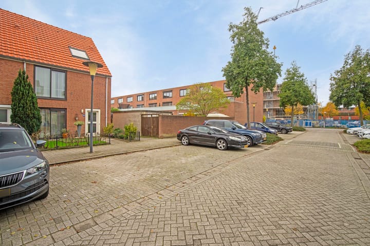 Foto 29 van Pernisstraat 106