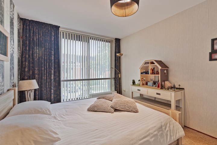 Foto 22 van Pernisstraat 106