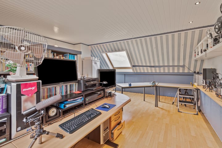 Foto 25 van Pernisstraat 106