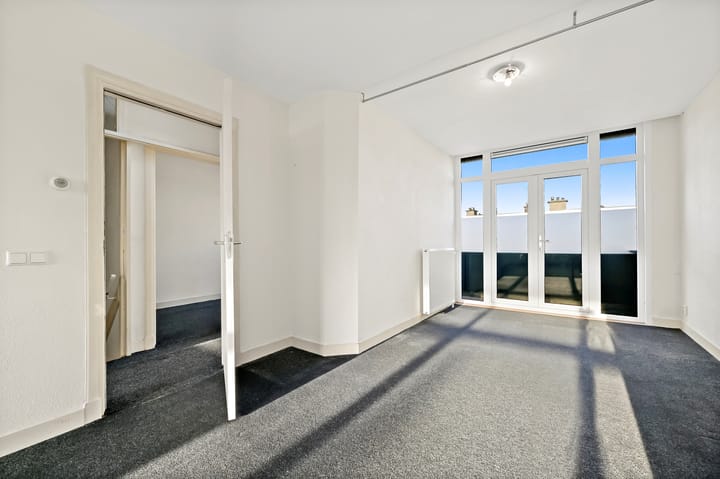 Foto 4 van Linnaeusstraat 147