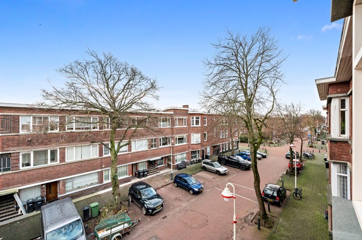 Foto 7 van Linnaeusstraat 147