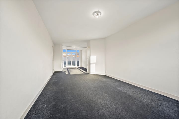 Foto 8 van Linnaeusstraat 147