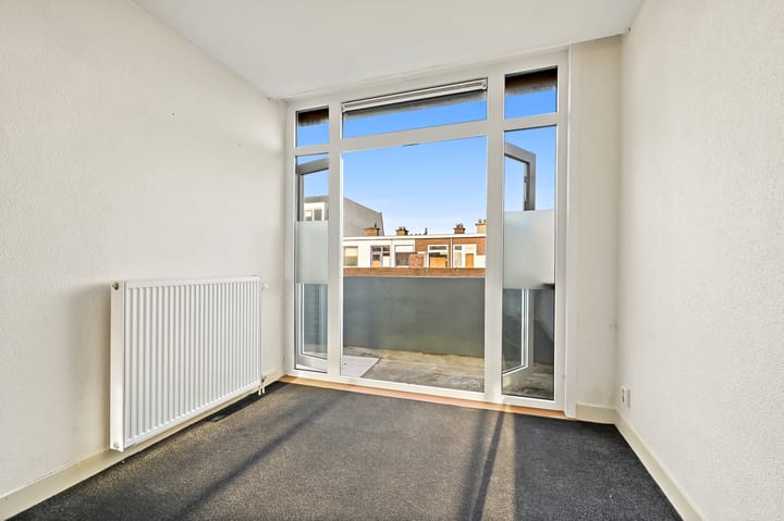 Foto 9 van Linnaeusstraat 147