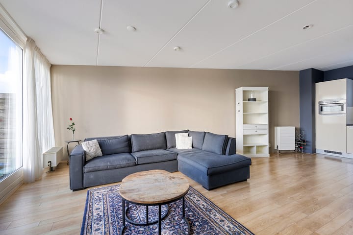 Foto 7 van Vuurvlinder 28