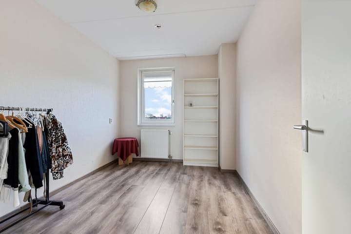 Foto 22 van Vuurvlinder 28