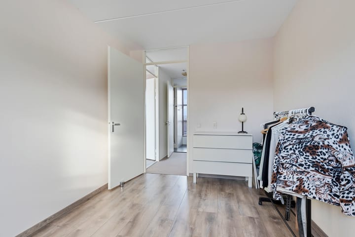 Foto 23 van Vuurvlinder 28