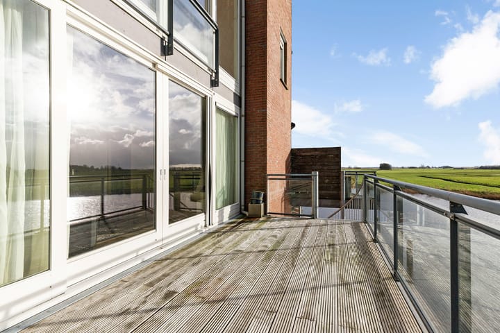 Foto 32 van Vuurvlinder 28