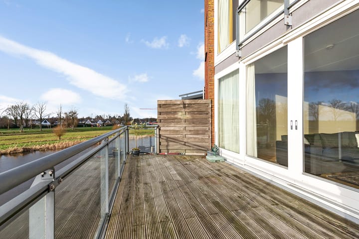 Foto 34 van Vuurvlinder 28