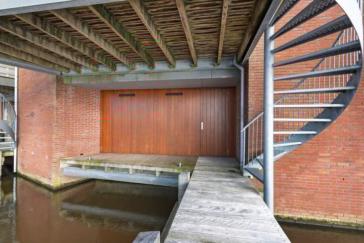 Foto 37 van Vuurvlinder 28