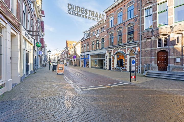 Foto 32 van Buiten Nieuwstraat 28-I