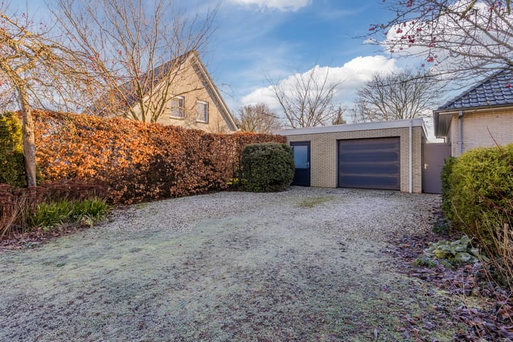 Foto 31 van van de Plasschestraat 46