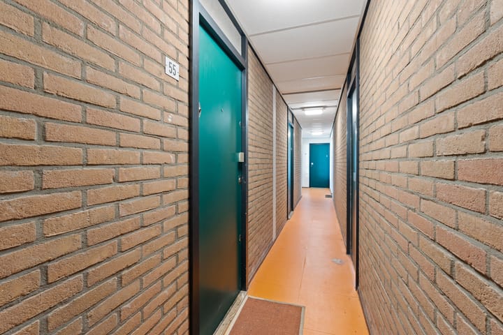 Photo 13 of Schaarsbergenstraat 55