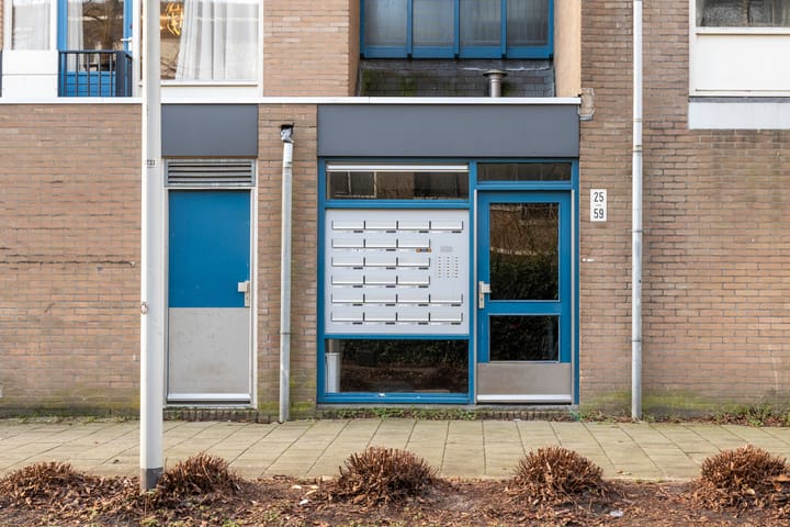 Photo 14 of Schaarsbergenstraat 55