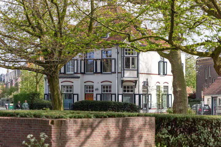 Foto 73 van Verploegh Chasséplein 4