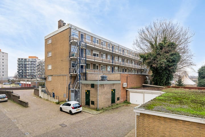 Foto 8 van Maasplein 80