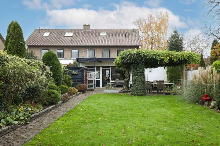 Foto 32 van Zevenhuizerstraat 110