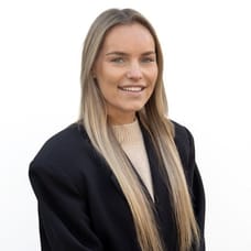 Naomi van Tuijl - Officemanager