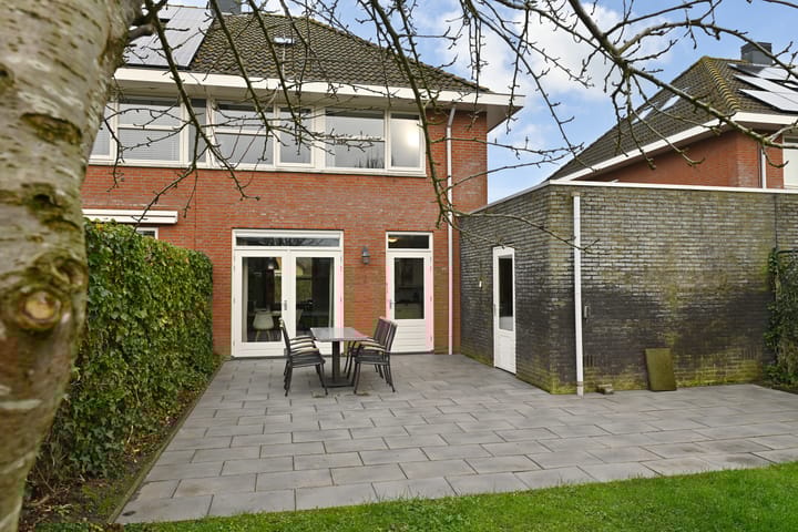 Foto 27 van Simon Luymesstraat 13