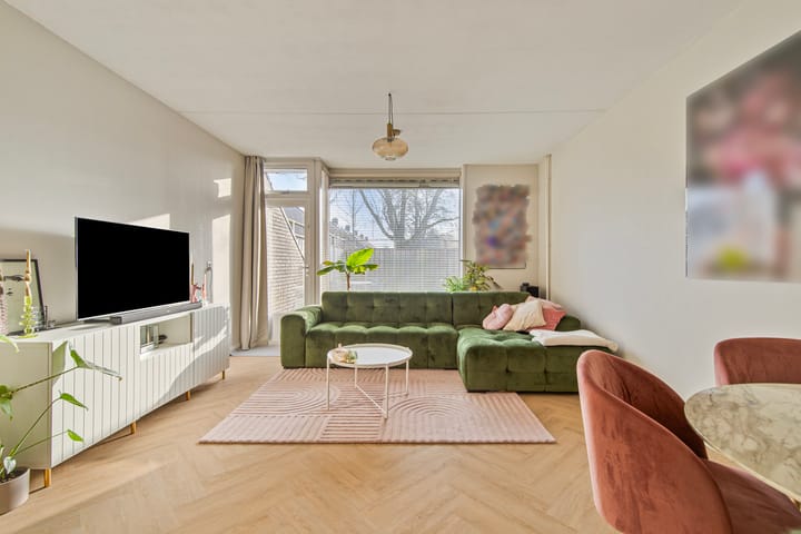 Foto 2 van Hallsteinhof 31