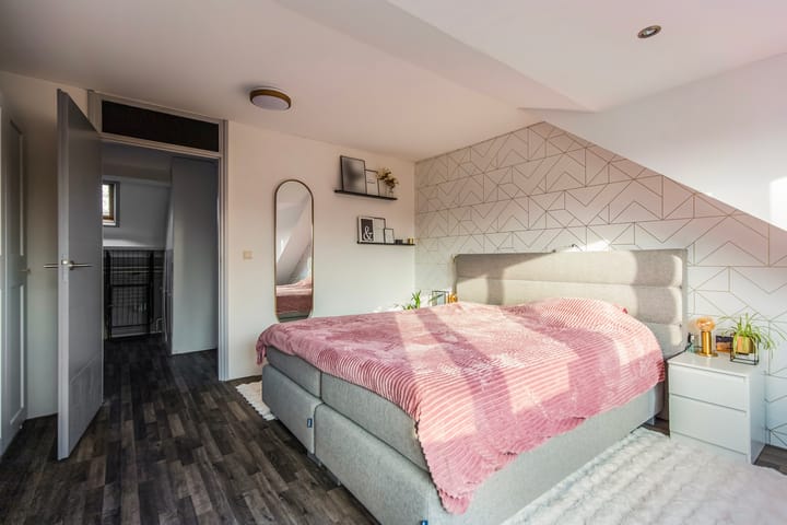 Foto 4 van Hallsteinhof 31