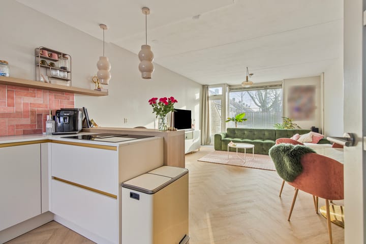 Foto 6 van Hallsteinhof 31