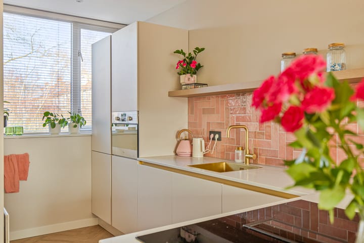 Foto 9 van Hallsteinhof 31