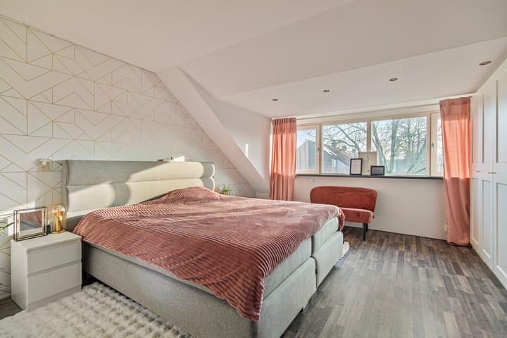 Foto 11 van Hallsteinhof 31