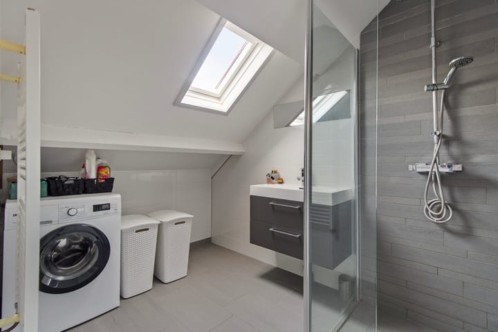 Foto 13 van Hallsteinhof 31