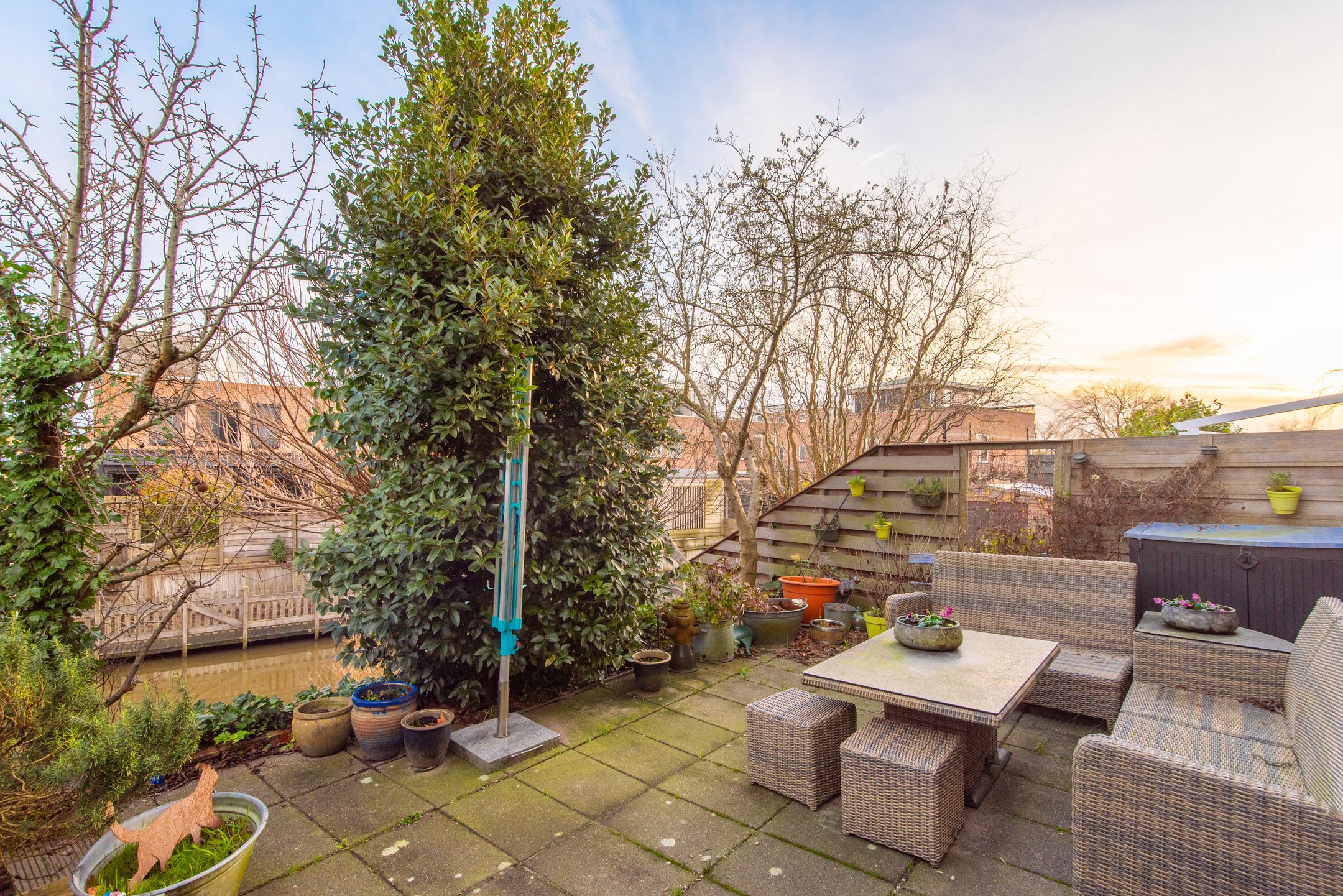 Photo 24 of Liesbeth Tilanusland 9