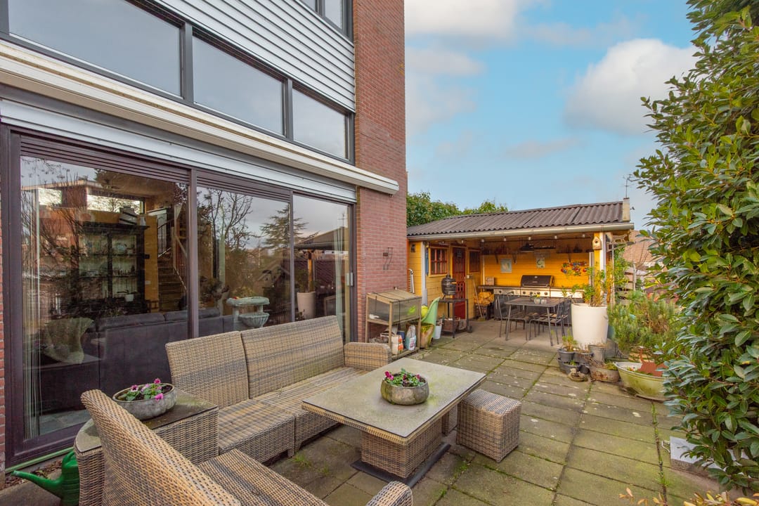 Photo 32 of Liesbeth Tilanusland 9