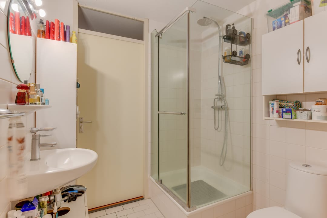 Photo 22 of Liesbeth Tilanusland 9