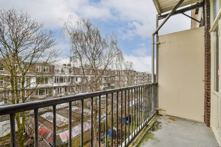 Foto 11 van Reinier Claeszenstraat 9-3