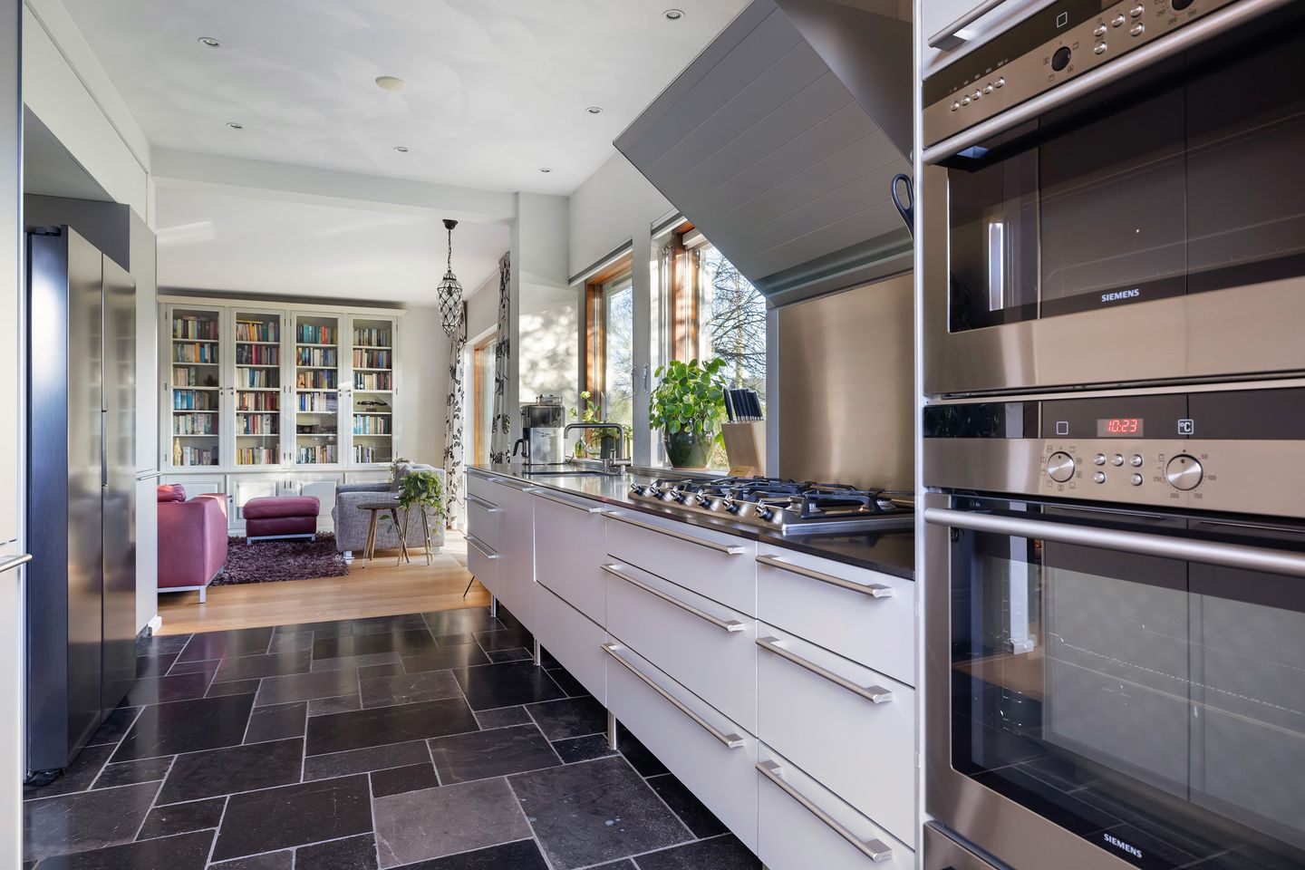 Foto 10 van Koninginnelaan 66