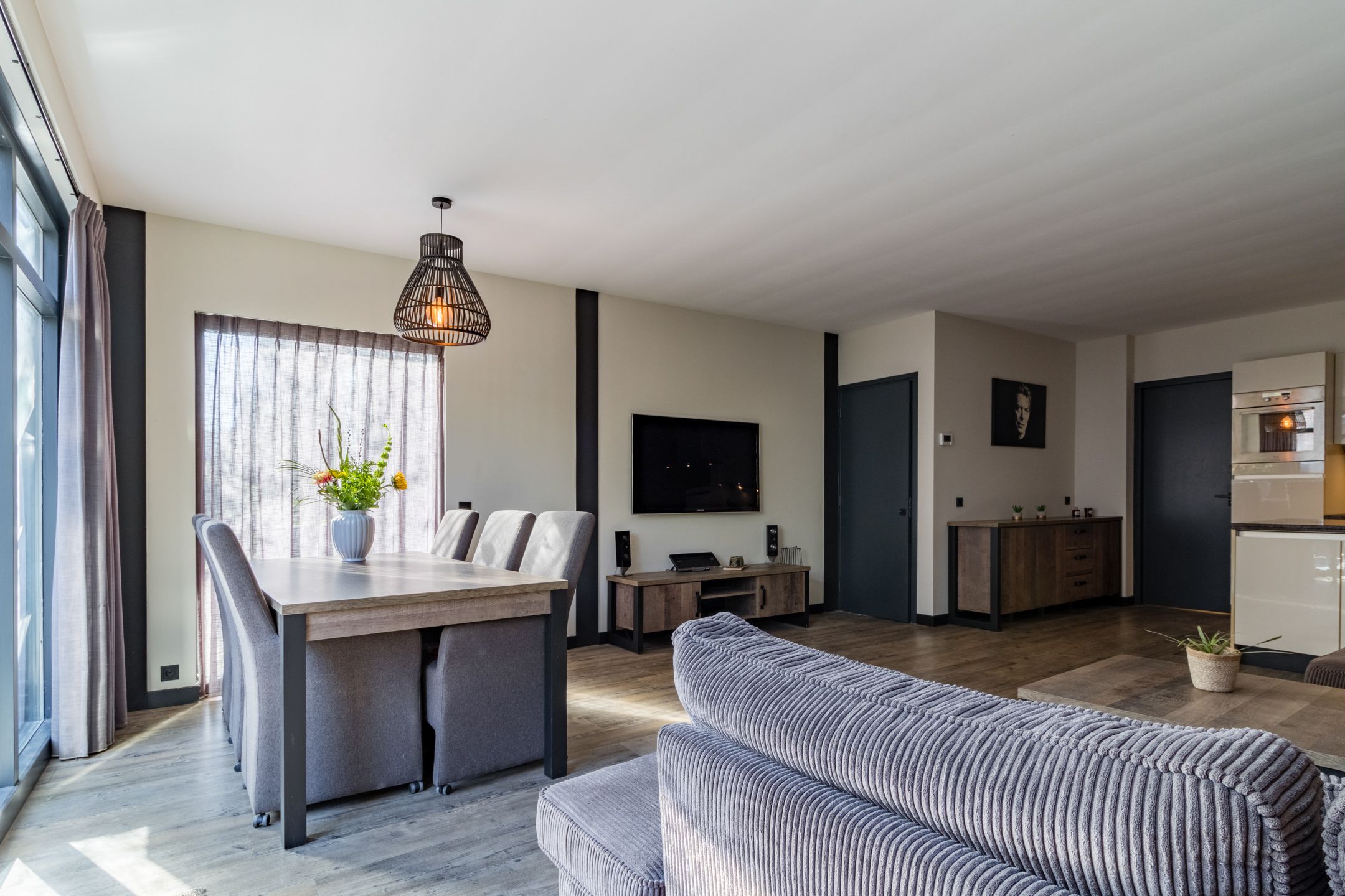 Photo 9 of Fenacoliuslaan 18-A