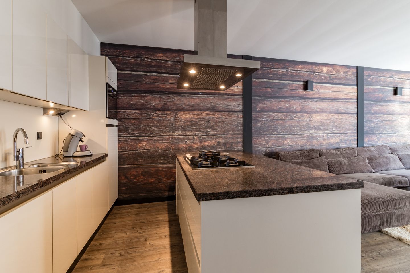 Photo 14 of Fenacoliuslaan 18-A