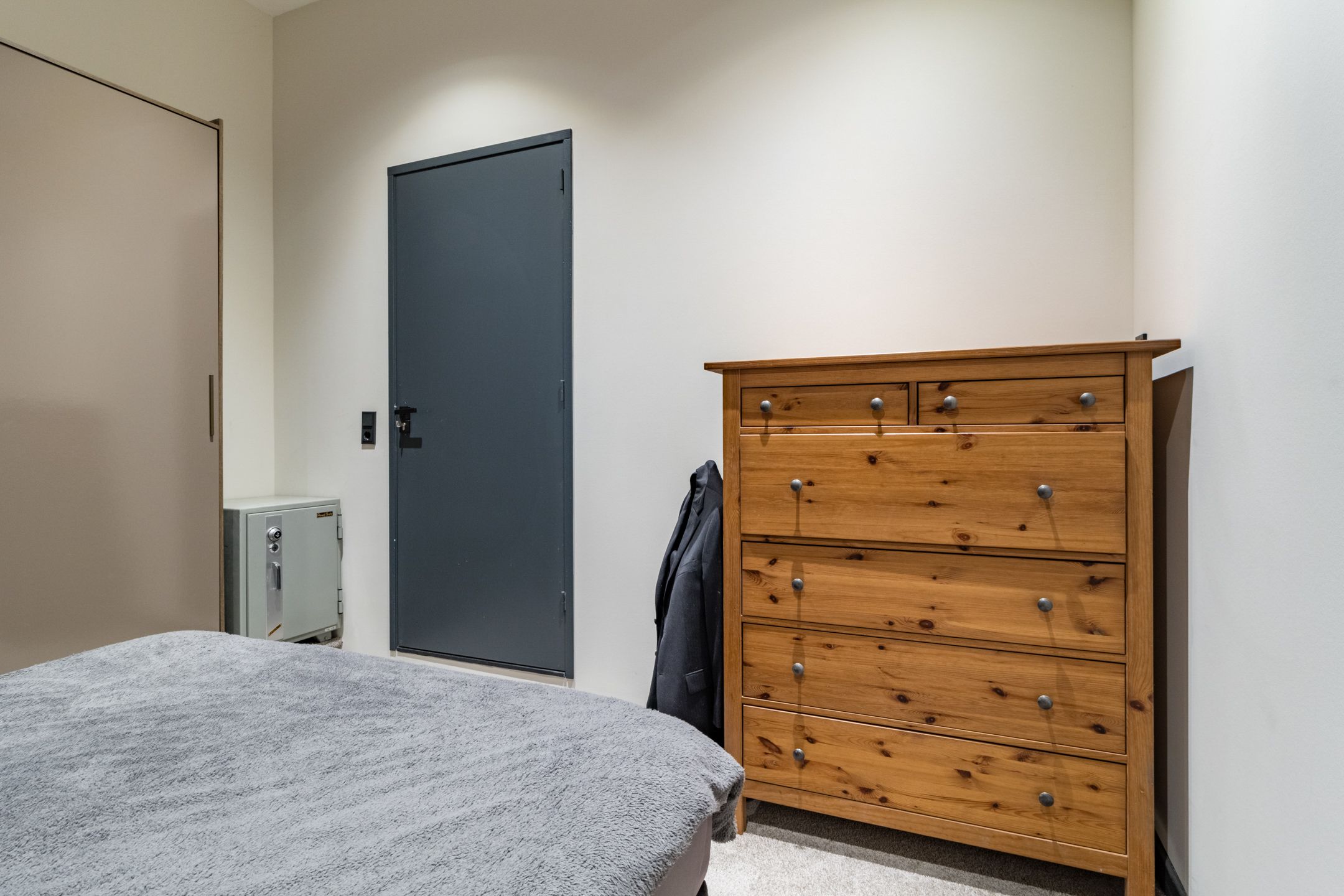 Photo 21 of Fenacoliuslaan 18-A