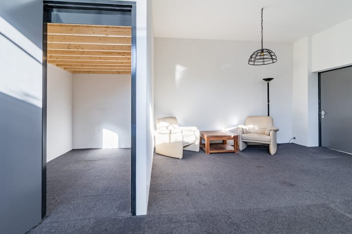 Photo 31 of Fenacoliuslaan 18-A