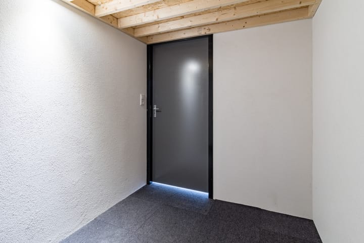 Photo 33 of Fenacoliuslaan 18-A