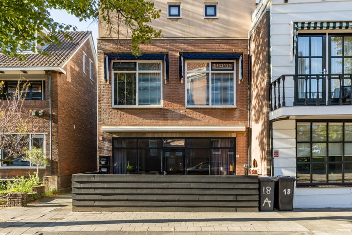 Photo 41 of Fenacoliuslaan 18-A