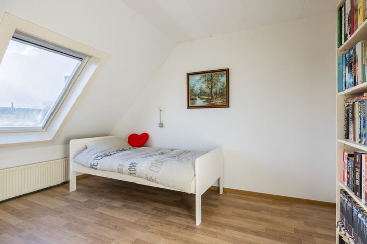 Foto 28 van Ridderspoor 16