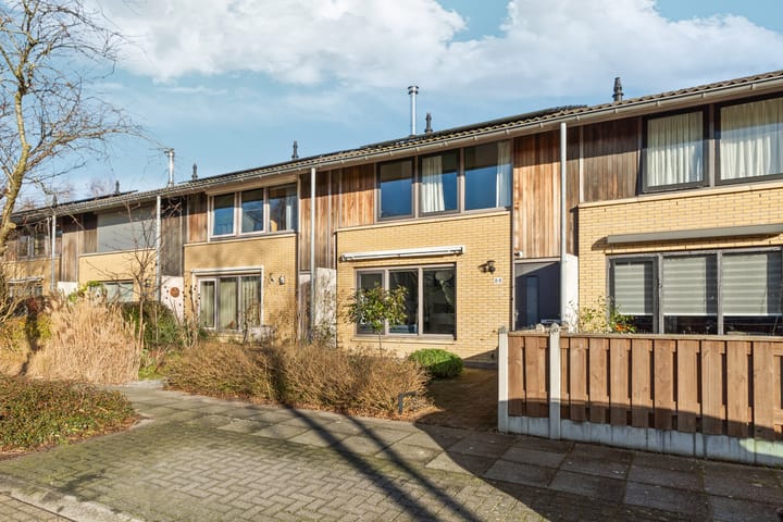 Foto 9 van Januaristraat 88