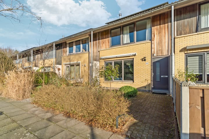 Foto 10 van Januaristraat 88