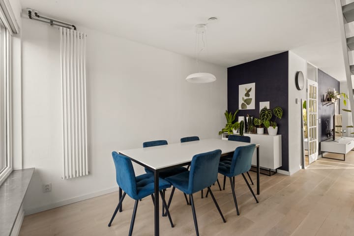 Foto 19 van Januaristraat 88